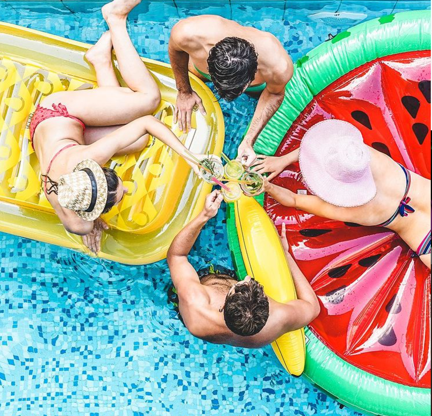 DrinksPlinks- Ice Cubes with Attitude