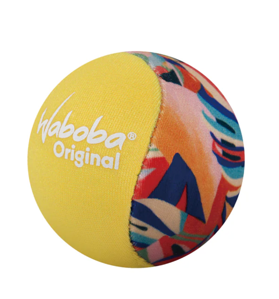 Waboba Original Ball - skip on water