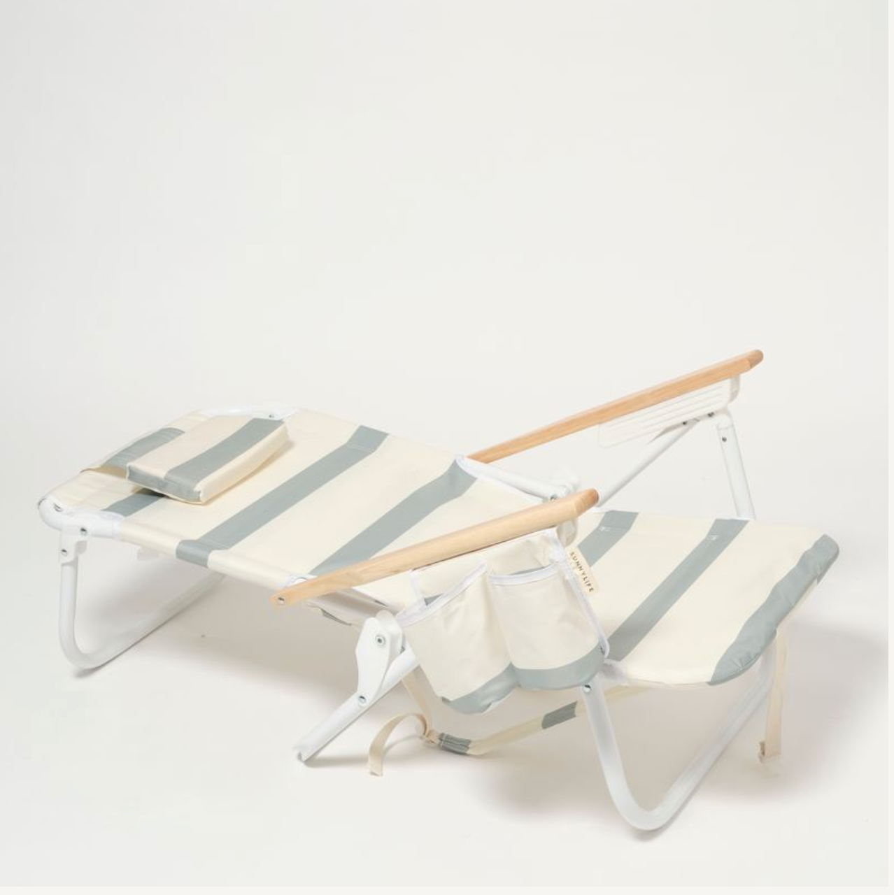 SunnyLife De Luxe Beach Chair - Sea Sage Stripe