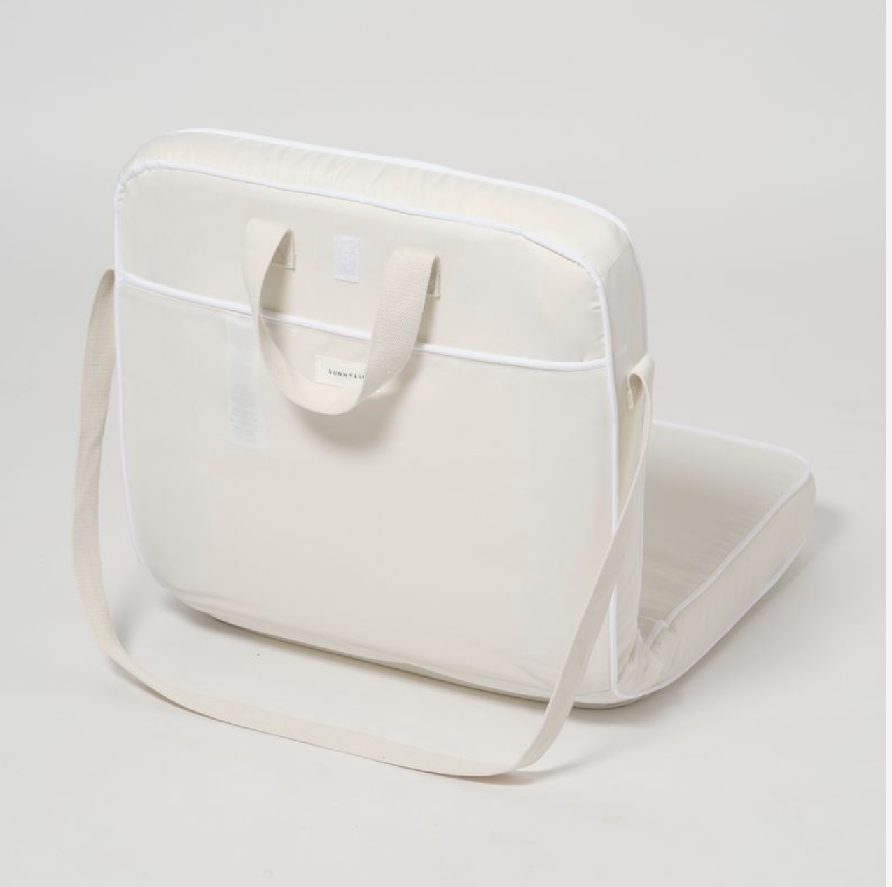 SunnyLife Take Anywhere Beach Chair- Casa