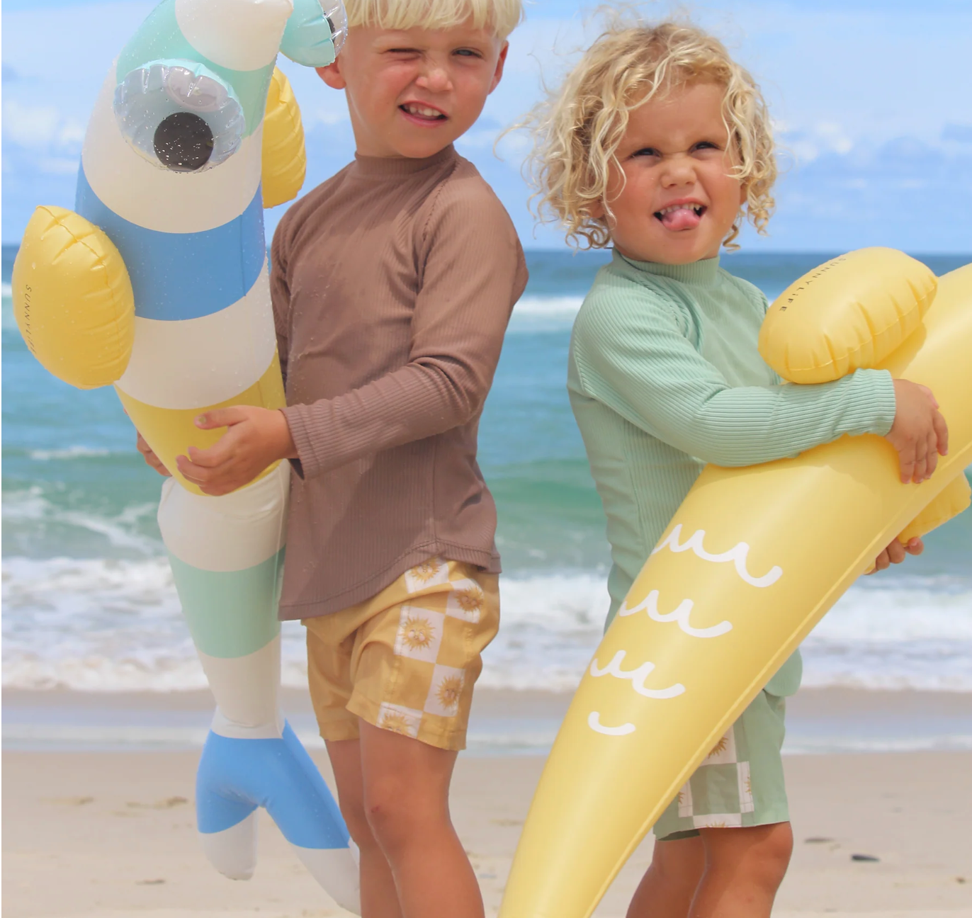 SunnyLife Kids Inflatable Noodle- Finn The Fish