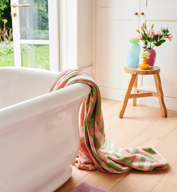 Kip&Co Terry Beach Towel - Pistachio Tartan