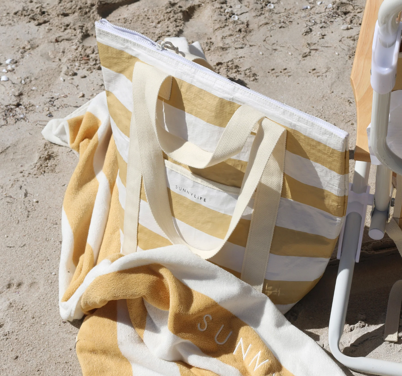 SunnyLife Light Cooler Tote-  ButterNut