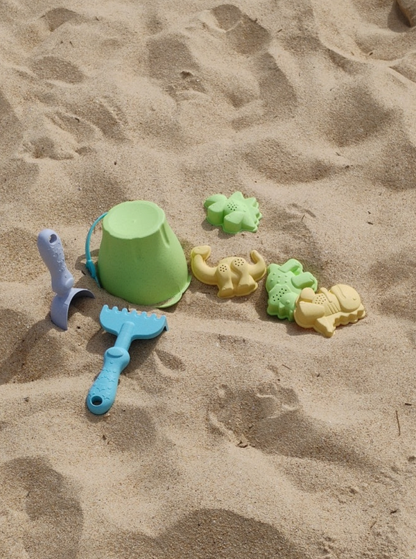 Mirage Sports Eco Bucket & Spade Set – Blue & Green