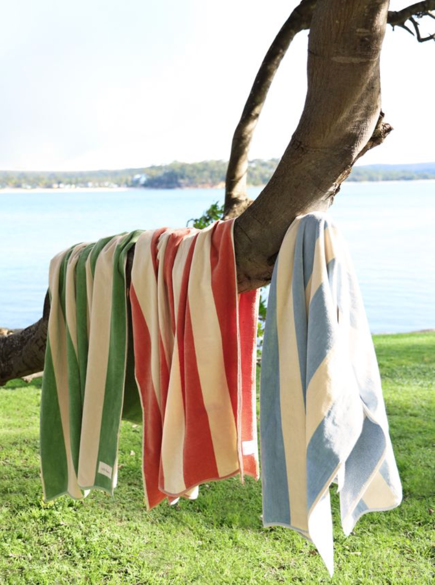 Cotton Beach Biarritz Beach Towel Scalloped Edge - Clay Stripe