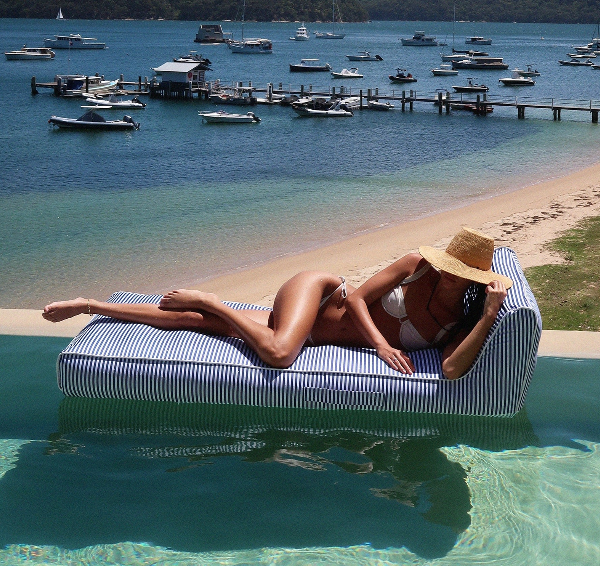 SunnyLife Luxe Lie-On Lounger-Le Weekend Navy