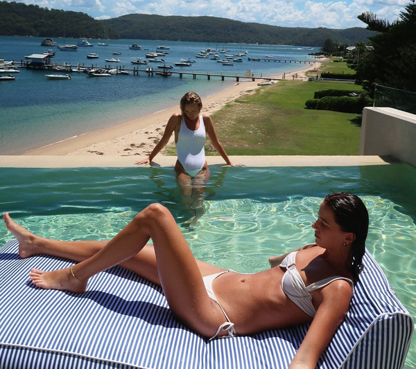SunnyLife Luxe Lie-On Lounger-Le Weekend Navy