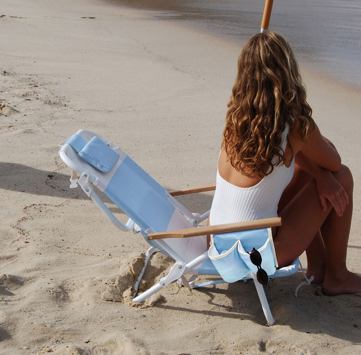 SunnyLife DeLuxe Beach Chair - La Mer Med Blue Stripe