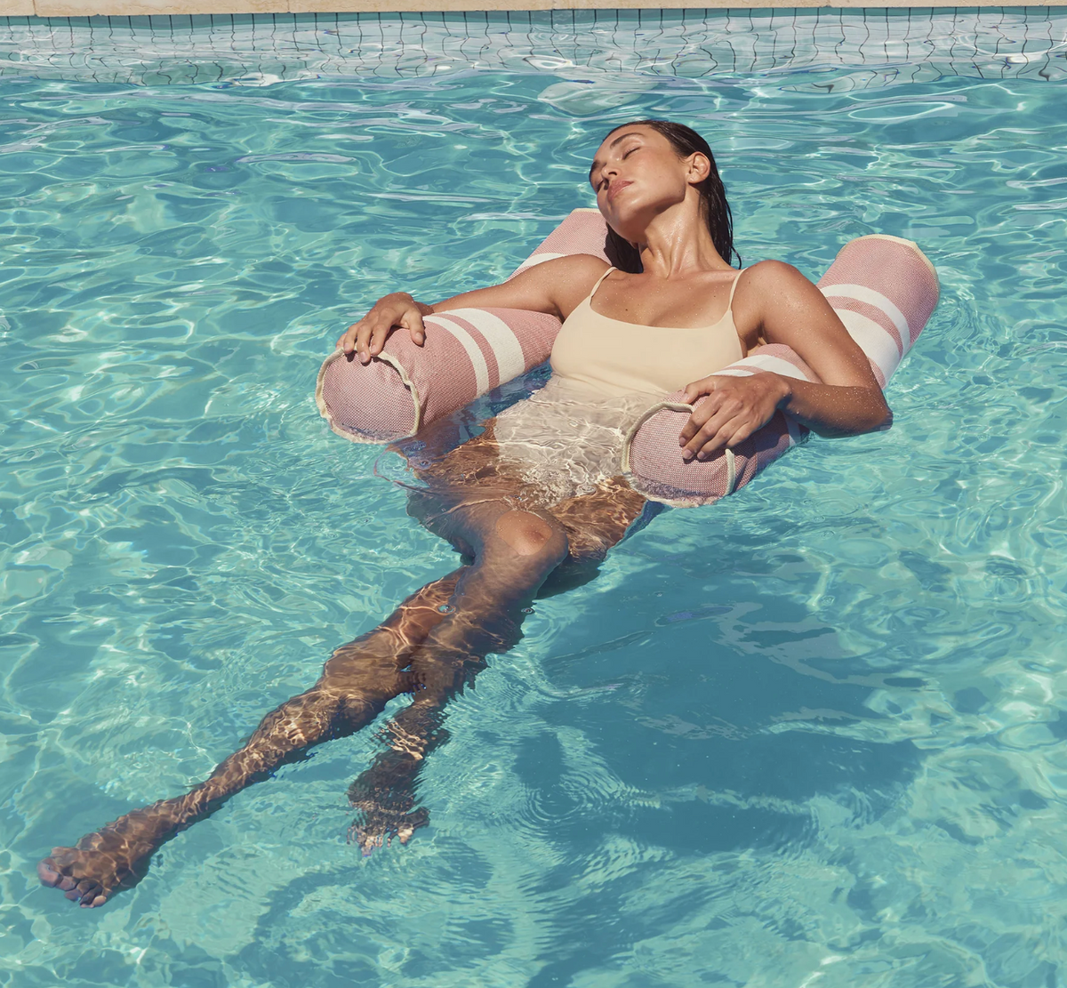 SunnyLife Mesh Hammock Float - Tierra Clay