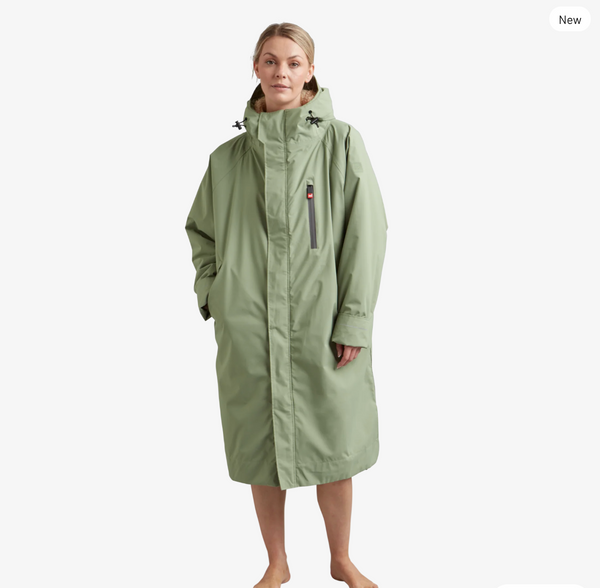 Red Paddle - Luxury Long Sleeve Waterproof Dry Change Robe - unisex - Alter Evo