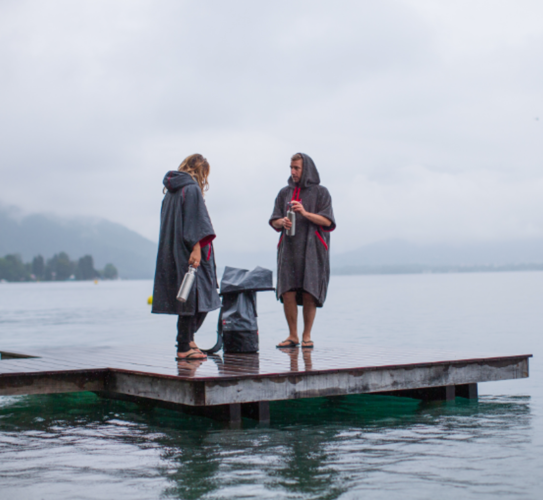 Red Paddle Towelling Beach Change Robe- Grey