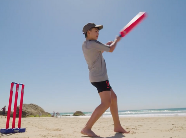 Waboba Deluxe Beach Cricket Set