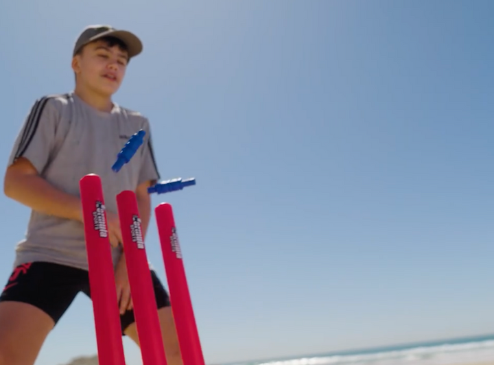 Waboba Deluxe Beach Cricket Set