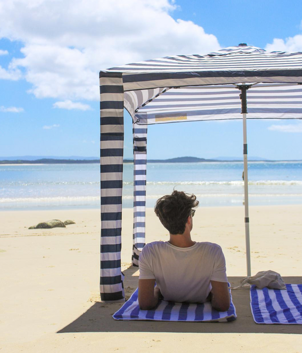 The CoolCabanas Original 5 - Large Navy Stripe
